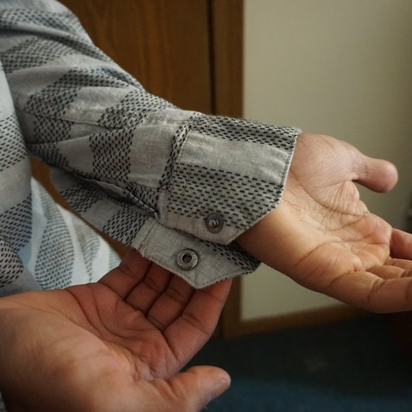 Striped button-up - Picture 6 of 7